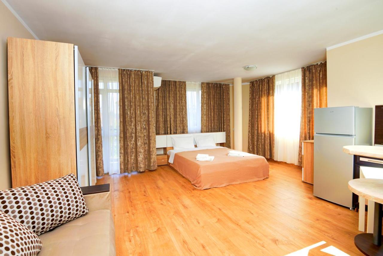 Hotel House With Garden Pomorie Esterno foto