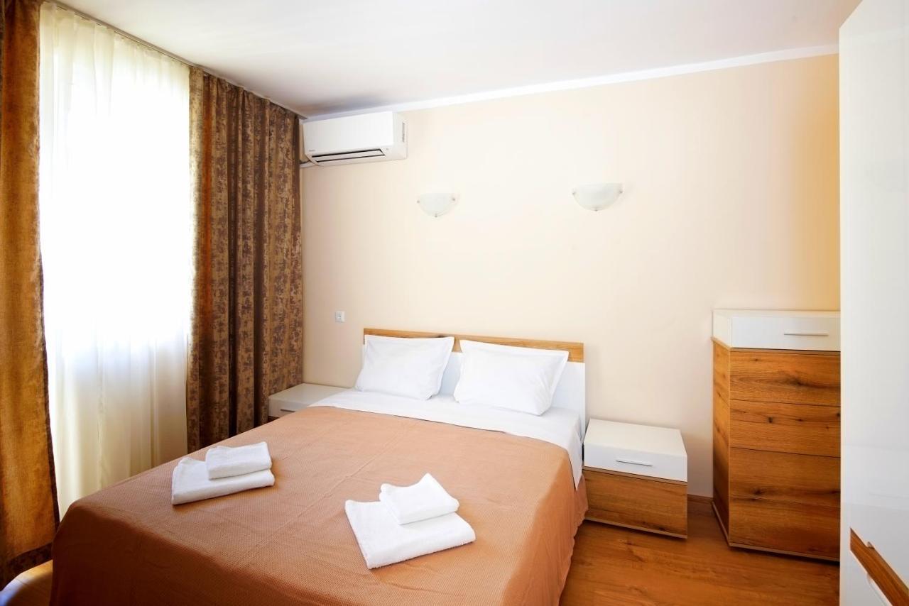 Hotel House With Garden Pomorie Esterno foto