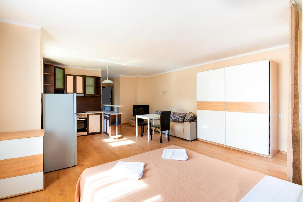 Hotel House With Garden Pomorie Esterno foto