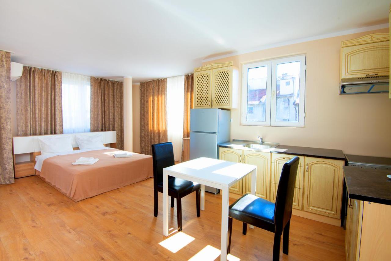 Hotel House With Garden Pomorie Esterno foto