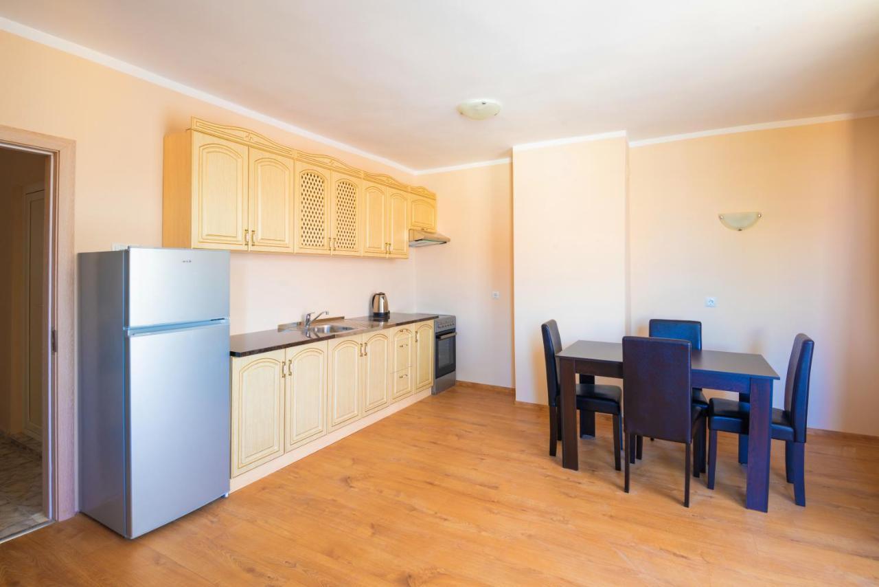 Hotel House With Garden Pomorie Esterno foto