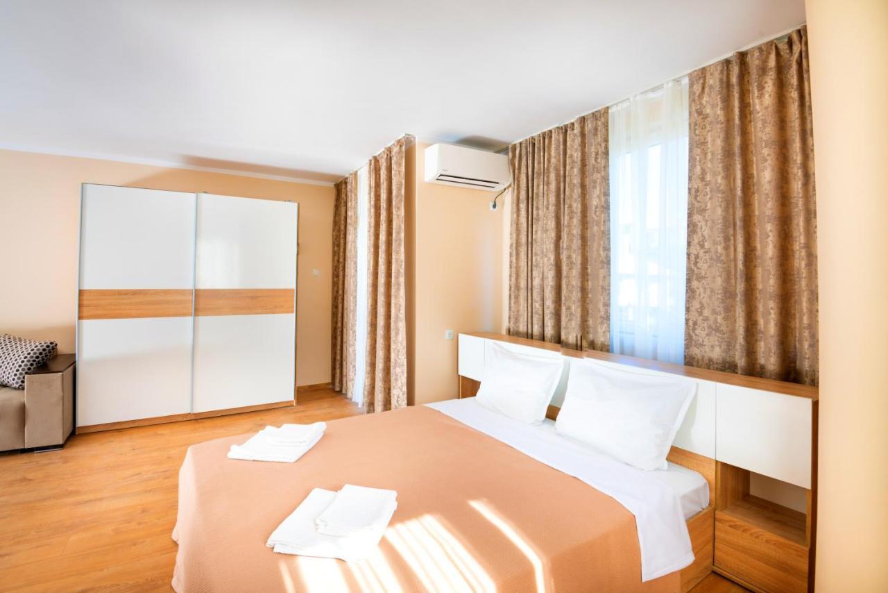 Hotel House With Garden Pomorie Esterno foto