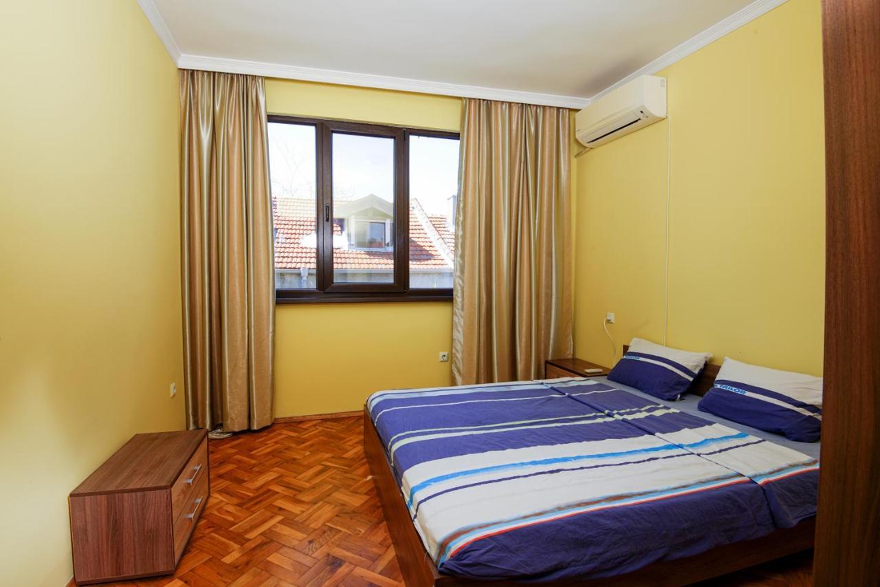 Hotel House With Garden Pomorie Esterno foto