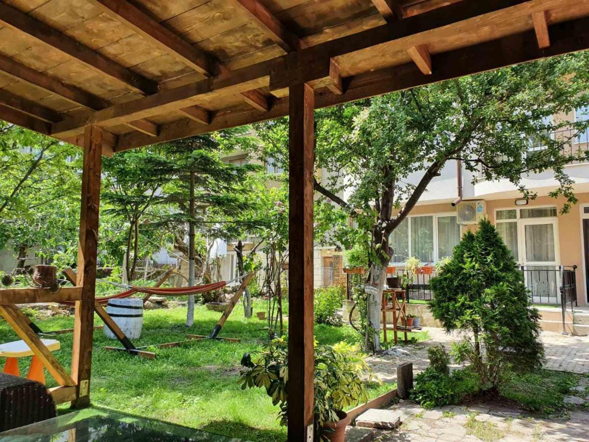 Hotel House With Garden Pomorie Esterno foto